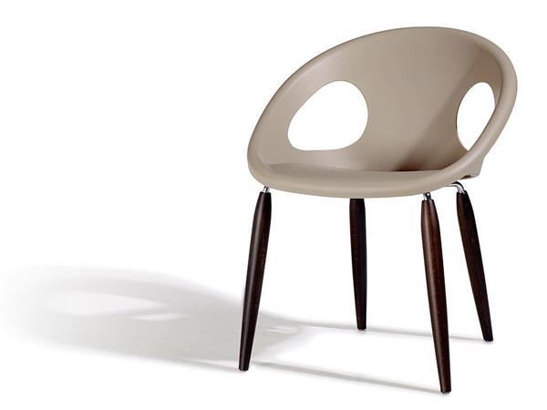 Armchair in wood and technopolymer Natural Drop
