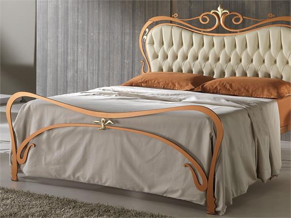 Wrought iron bed with padding Aida