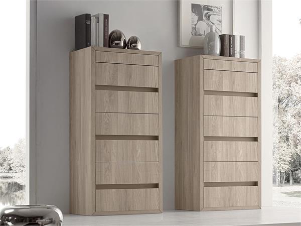 Dresser with seven drawers Spazio