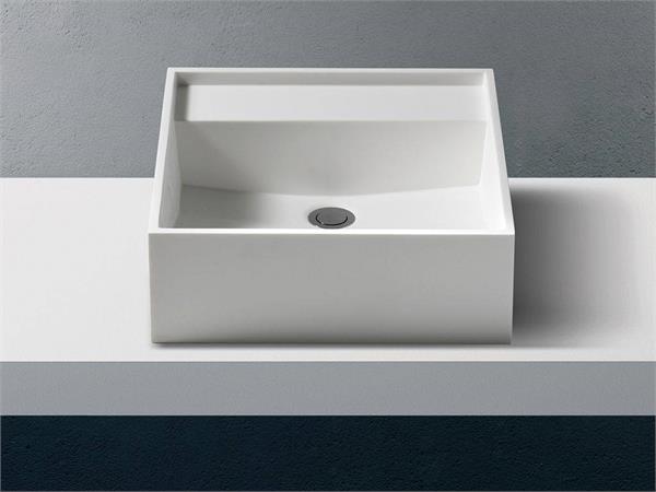Countertop washbasin in Betacryl Solid Surface Quadrus