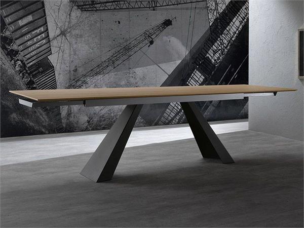 Slide extending table in wood