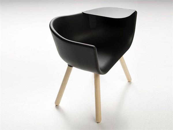 Modern armchair of design Tulip Large