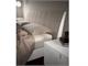 Doppelbett aus Holz mit gepolstertem Kopfteil Tolomeo in Nacht