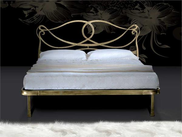 Wrought iron bed Wagner