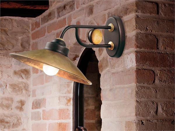 Applique lamp in brass Rua