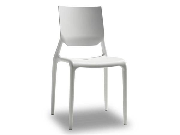 Chair in engineering plastic and fiberglas Sirio 