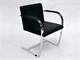 BRNO fauteuil en cuir et  structure plate in Chaises