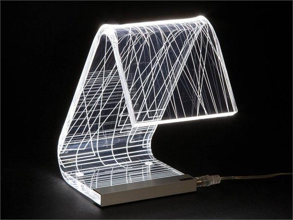Design Tischlampe aus Acryl Kristall C-LED On-Line