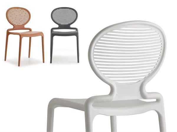 Chaise de jardin en plastique Lavinia