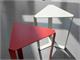 Table basse triangulaire en métal Finity in Jour