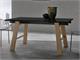 Hornet ausziehbarer Tisch aus Glas mit Beinen aus Holz  in Tag