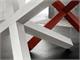 Tavolo in legno e vetro Cross  in Giorno