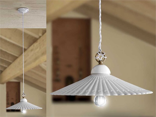 White ceramic pendant light Ventaglio