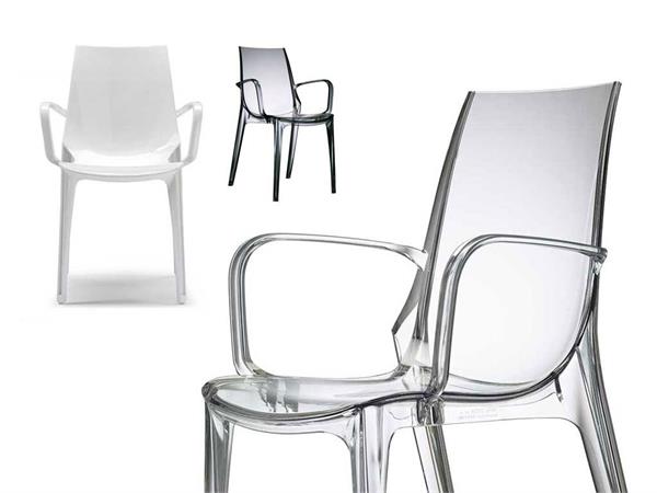 Plastic chair with armrests Vanity