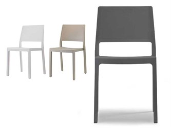 Chaise en plastique Kate