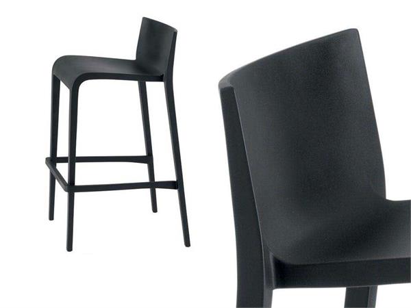 Stackable plastic barstool Nassau