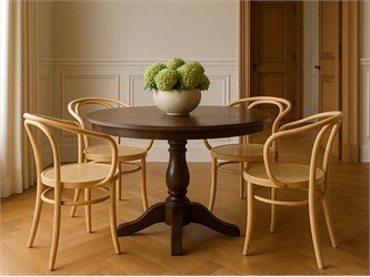 Thonet 08 klassischer Stuhl aus Holz