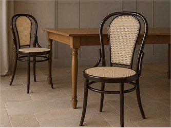 Thonet 21 Sedia in legno