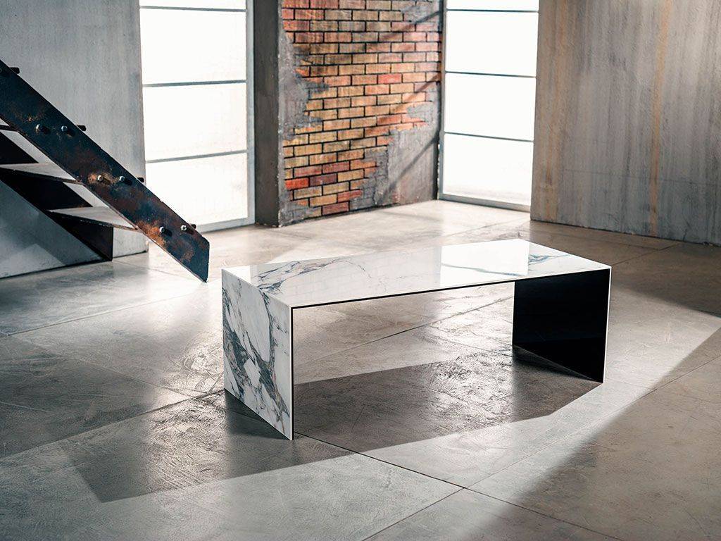 Tavolino da salotto in marmo e vetro Seraphina