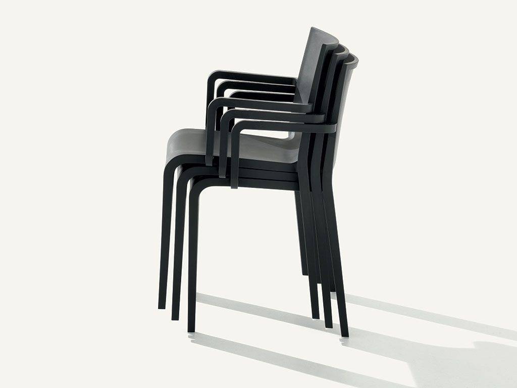 Stackable chairs with armrest deals