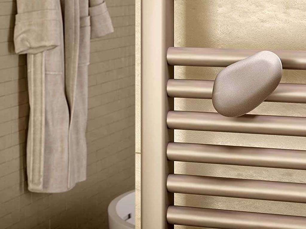 Appendino bagno - termoarredo in ceramica - Sasso